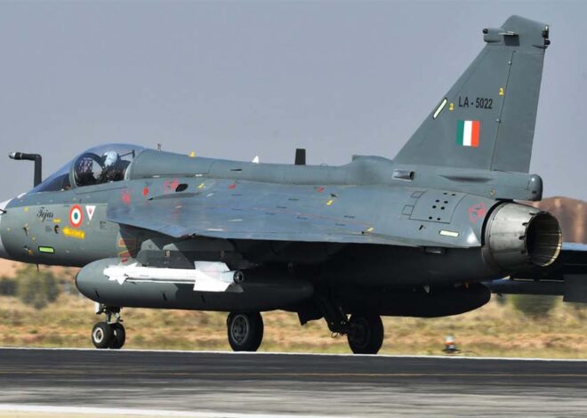 भारतीय वायुसेना को इसी महीने मिलने जा रहा पहला Tejas Mk1A, अब स्वदेशी फाइटर जेट से करेंगे Air Strikes