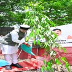 सहकारिता विभाग पूरी प्लानिंग के साथ सोसायटी और परिसरों में लगाये पौधे