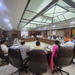विधानसभा की याचिका एवं अभ्यावेदन समिति की बैठक में हुए विधायक शामिल