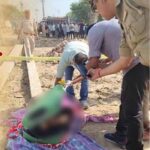 लोनी बॉर्डर थाना क्षेत्र के शिवपुरी वाटिका के पास सूटकेस में एक महिला का शव मिलने से इलाके में सनसनी