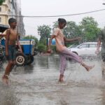 देशभर में समय से पहले पहुंचा मॉनसून, दिल्ली-राजस्थान में बारिश का अलर्ट जारी