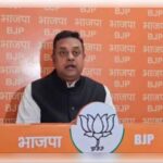 कोलकाता गैंगरेप पर गरमाई सियासत, संबित पात्रा ने ममता बनर्जी से मांगा इस्तीफा