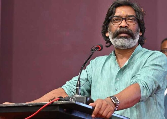 सीएम सोरेन ने झारखंड में भारी बारिश से उत्पन्न हालात को लेकर सभी जिलों के उपायुक्तों के साथ वीडियो कॉन्फ्रेंसिंग की