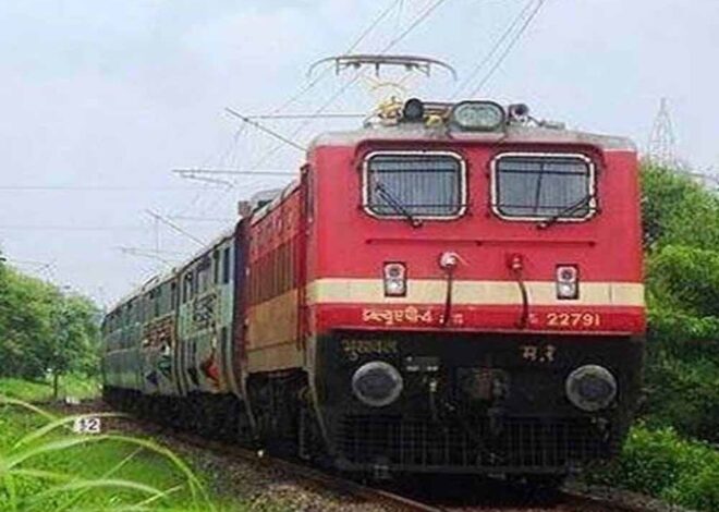 भोपाल रेल मंडल यात्रियों की बढ़ती जरूरतों को देखते हुए अपनी सेवाओं में निरंतर सुधार कर रहा