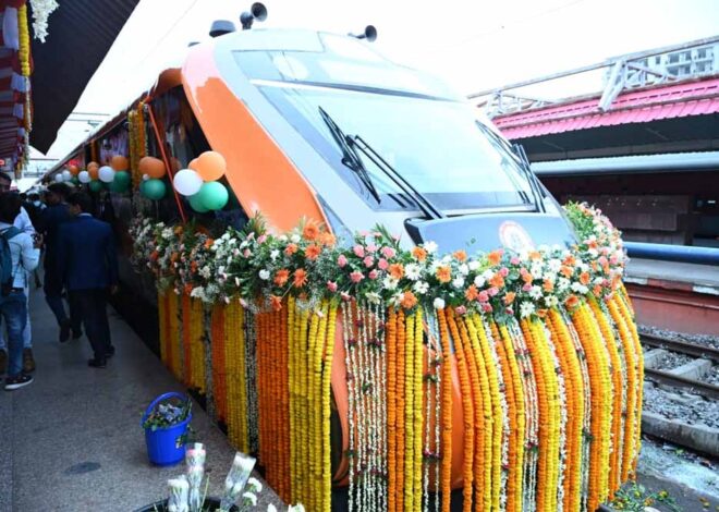 वंदे भारत ट्रेन से बाबा हरिहरनाथ की धरती बाबा गोरखनाथ की धरती से जुड़ी