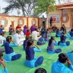 अंतराष्‍ट्रीय योग दिवस के अवसर पर पूरे प्रदेश की स्‍वास्‍थ्‍य संस्‍थाओं में हुआ योगाभ्‍यास (योग संगम) का आयोजन