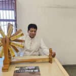 आष्टा विधायक  ने गांधीनगर के इस्कॉन मंदिर में भगवान कृष्ण के दर्शन कर गौमाता का किया पूजन