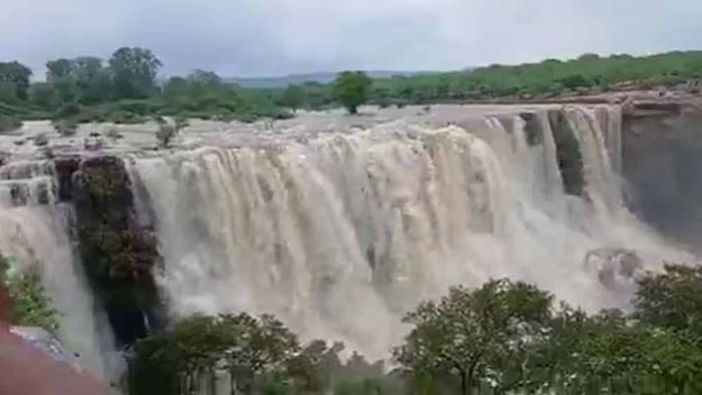 राजस्थान में लगातार भारी बारिश का दौर जारी, 30 से ज्यादा बांधों के गेट खुले