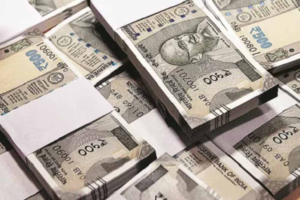 जगदलपुर : प्राकृतिक आपदा पीड़ित 04 परिवारों को 16 लाख रूपए की आर्थिक सहायता राशि स्वीकृत