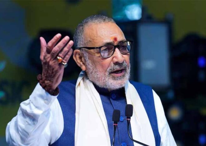 तेजस्वी यादव ने पत्नी का नाम क्यों बदला? गिरिराज सिंह ने वोटर लिस्ट मामले में जांच की मांग की